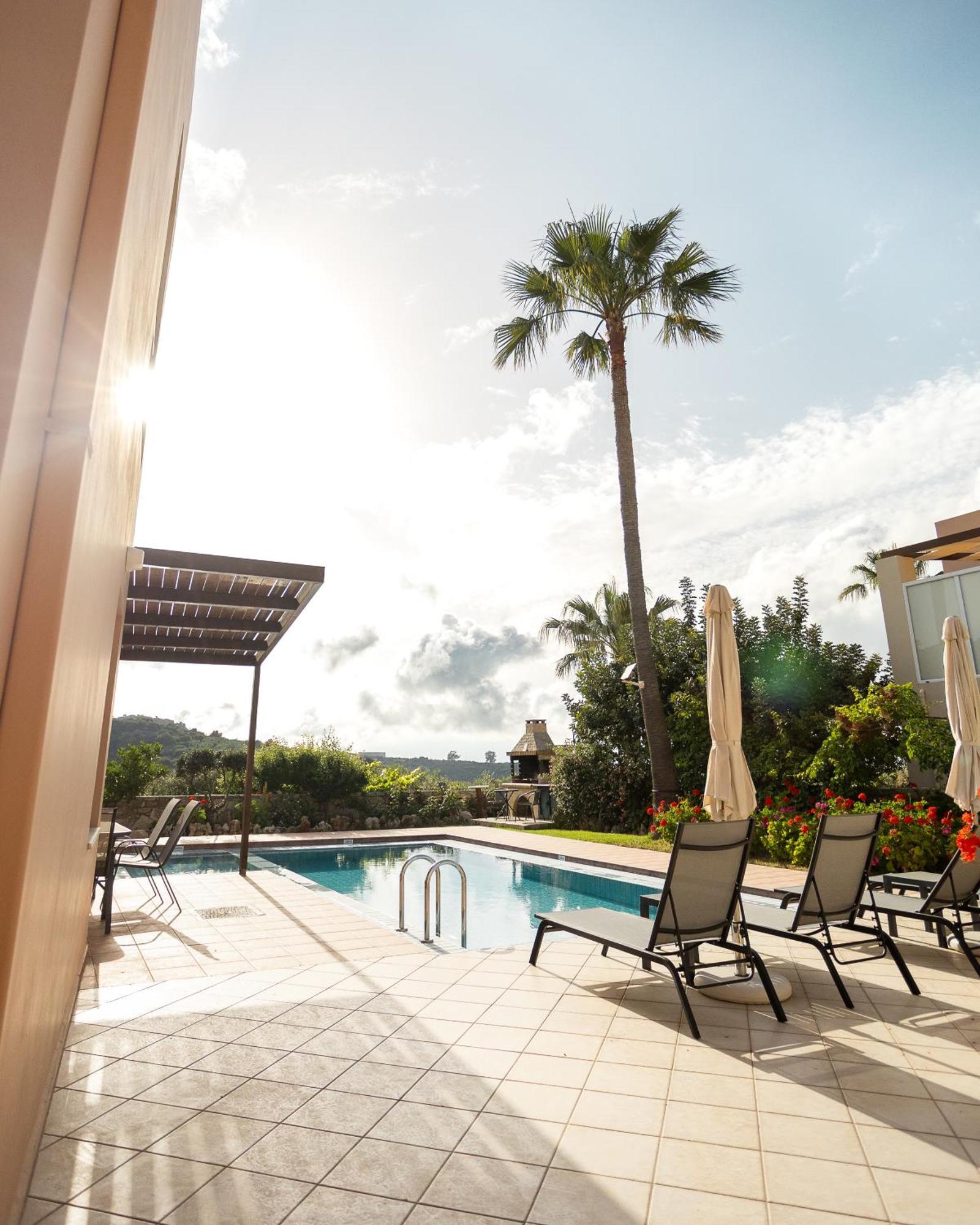 Meliades Villas Agia Marina  Exterior photo