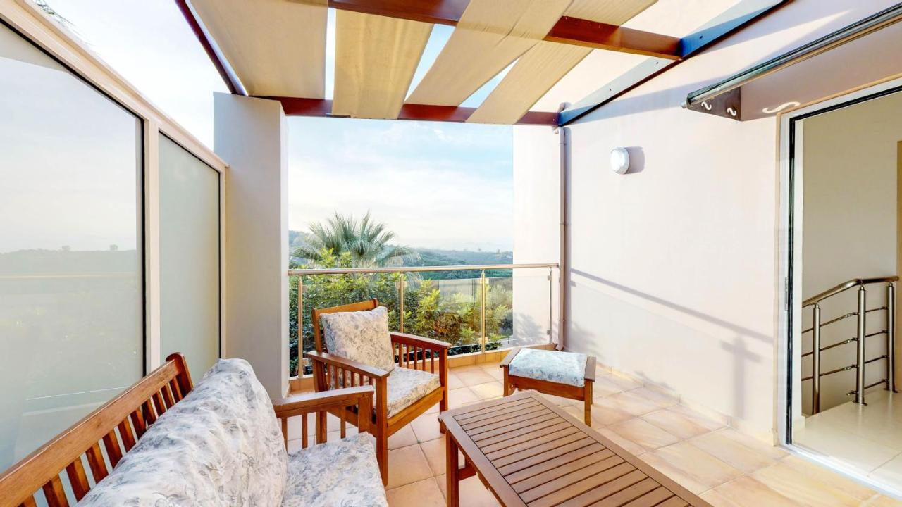 Meliades Villas Agia Marina  Exterior photo
