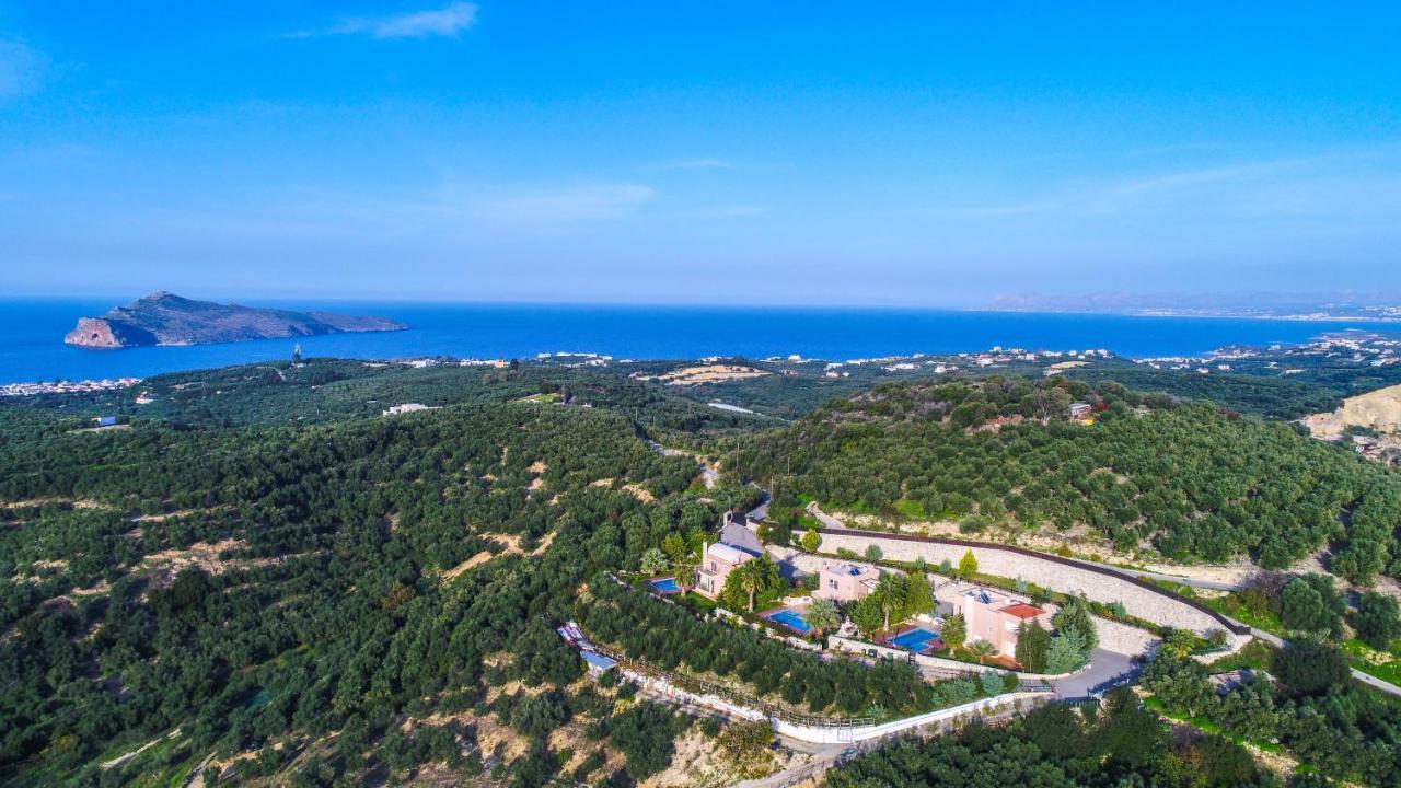 Meliades Villas Agia Marina  Exterior photo
